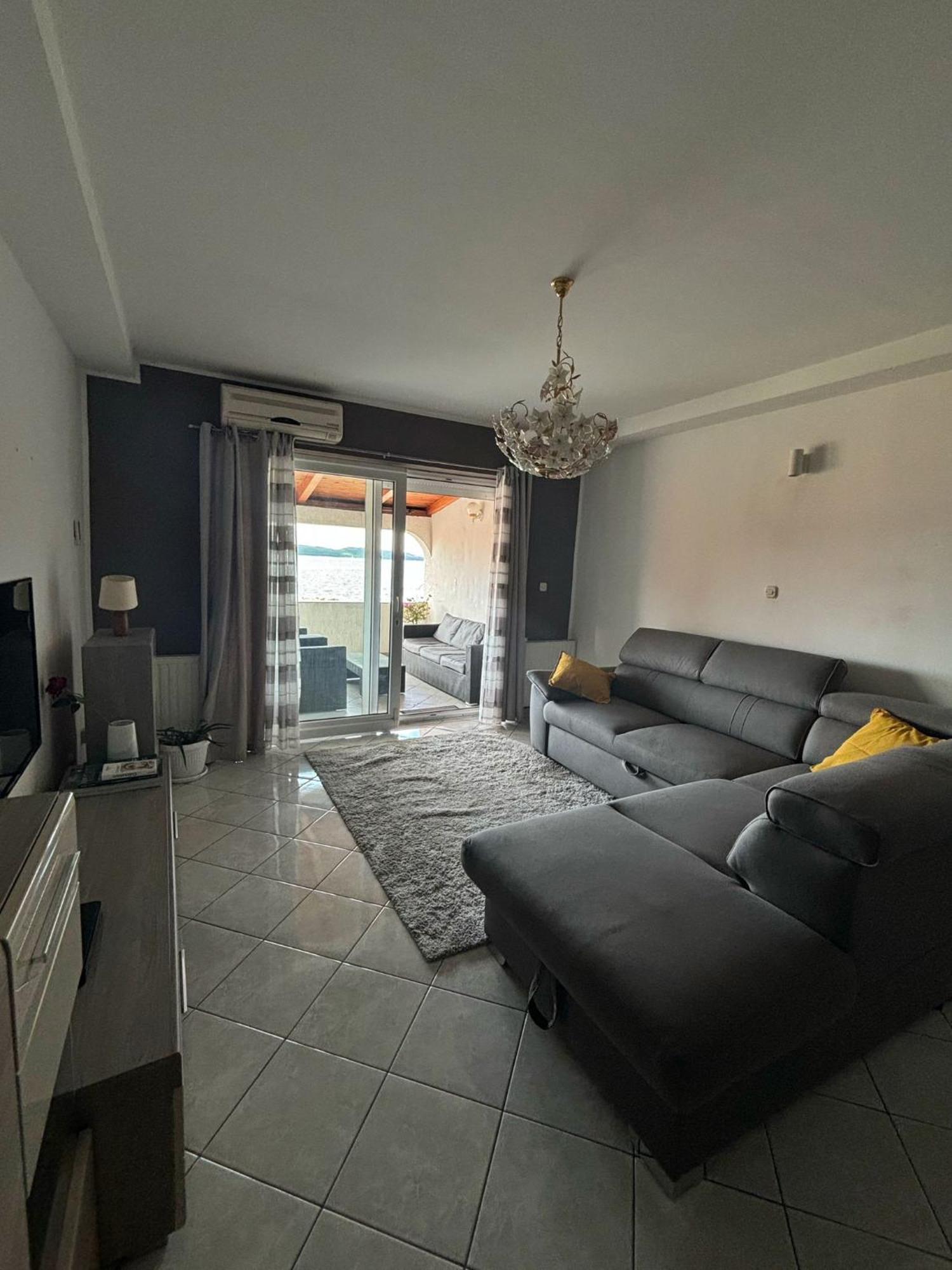 Apartman Luka Σίμπενικ Εξωτερικό φωτογραφία
